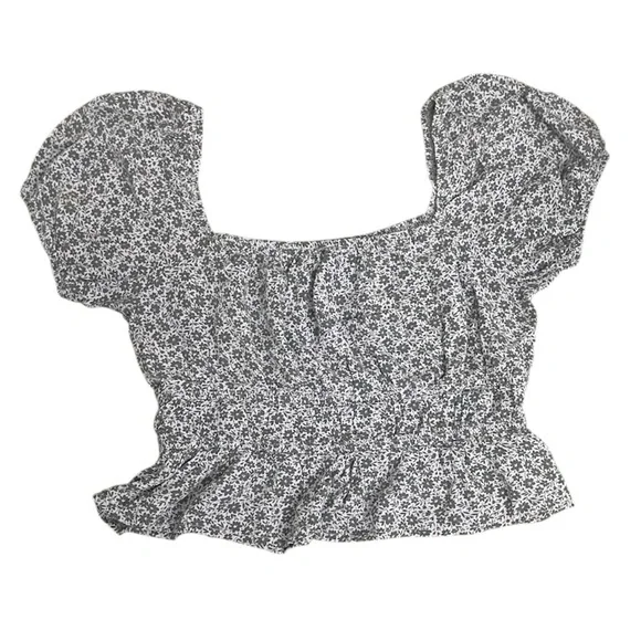 SO Goods For Life Floral Crop Top - Picture 2 of 5